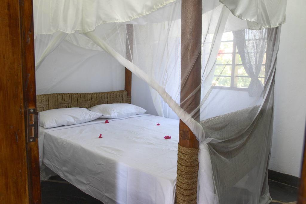 Sheba Cottages - Diani Beach Luaran gambar