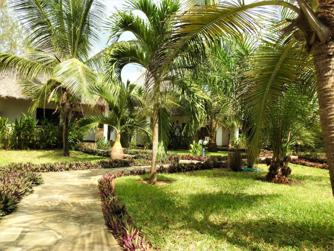 Sheba Cottages - Diani Beach Luaran gambar