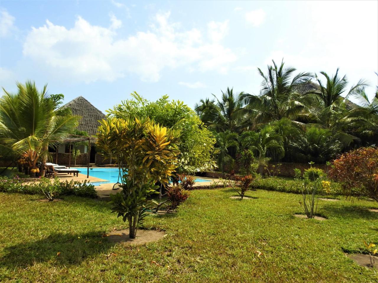 Sheba Cottages - Diani Beach Luaran gambar